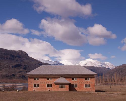 Imagen del monumento Escuela antigua de cerro Castillo