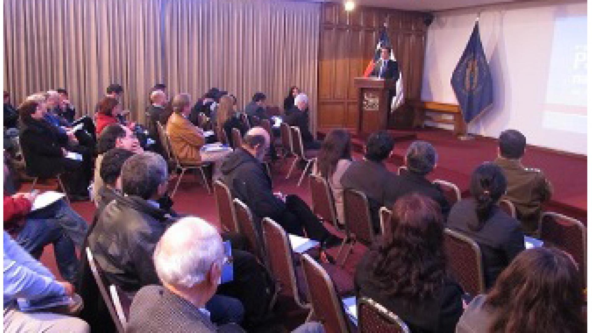 Imagen de CMN participó en el Primer Seminario Patrimonio Natural y Arqueológico de la Región de Valparaíso