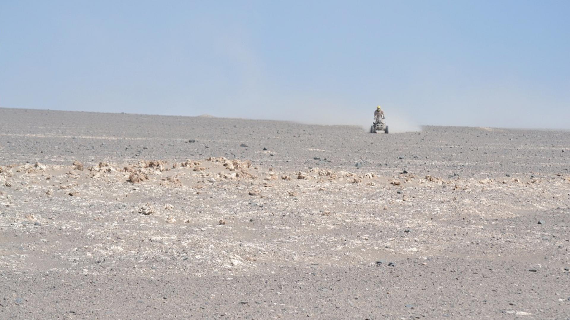 Imagen de Consejo de Monumentos Nacionales monitorea afectación a sitio arqueológico producido por competencia Dakar 2015