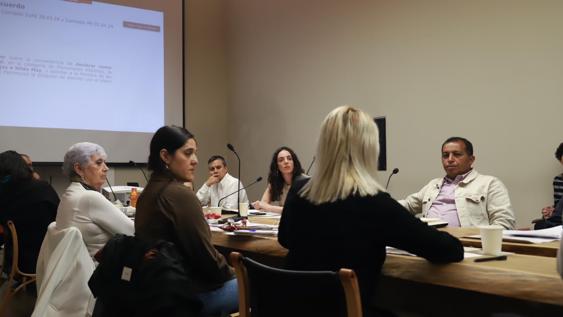 Imagen de Ministerio de Obras Públicas y Servicio Nacional del Patrimonio Cultural firmarán convenio para ejecución de consulta indígena por hallazgos arqueológicos en futuro Hospital de La Unión