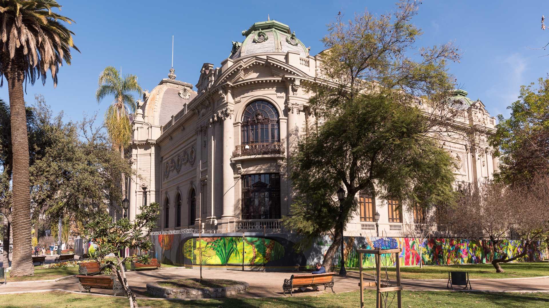 Imagen de Conectemos con los Monumentos aborda la relevancia del patrimonio arquitectónico y arqueológico de Santiago