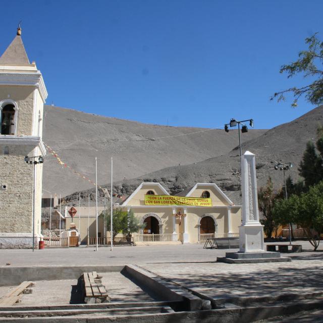 Imagen del monumento Iglesia y campanario del pueblo de Tarapacá