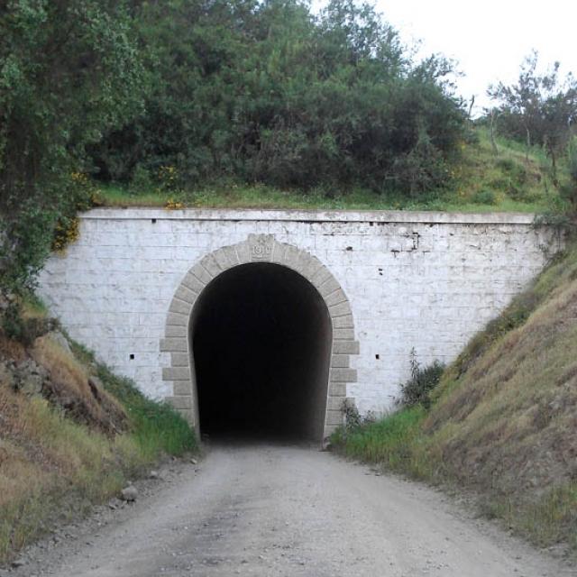 Imagen del monumento Túnel Curvo