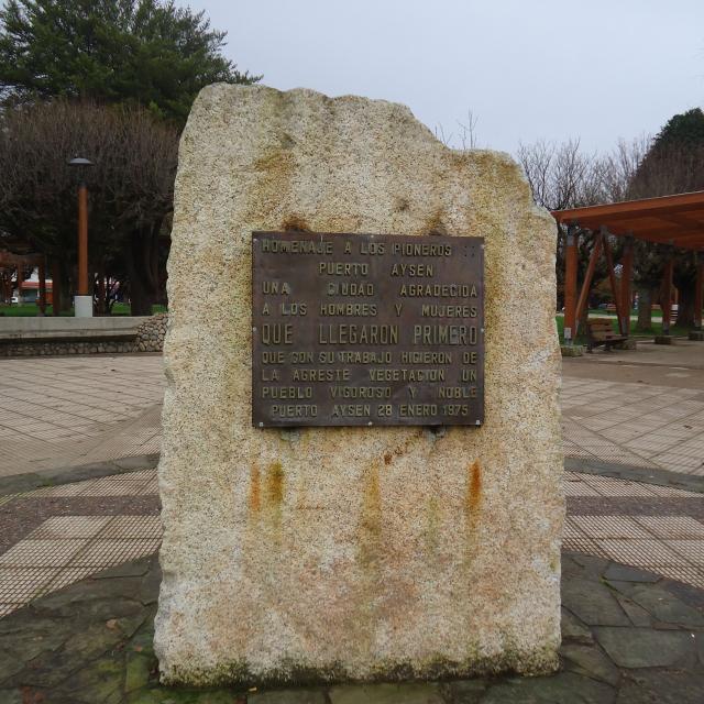 Imagen del monumento Homenaje A Los Pioneros De Puerto Aysén