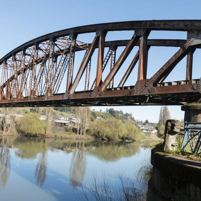 Imagen del monumento Puente Ferroviario sobre el río Chol Chol