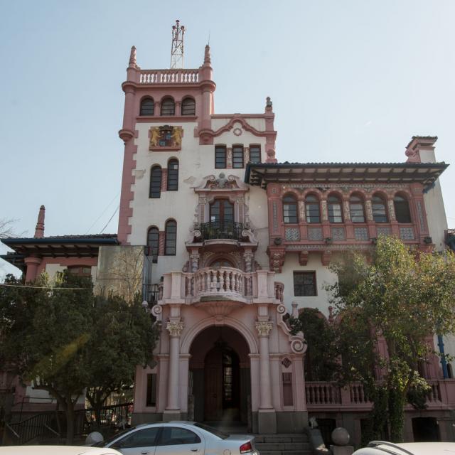 Imagen del monumento Ex Casa Vásquez (Edificio Consistorial de Macul)