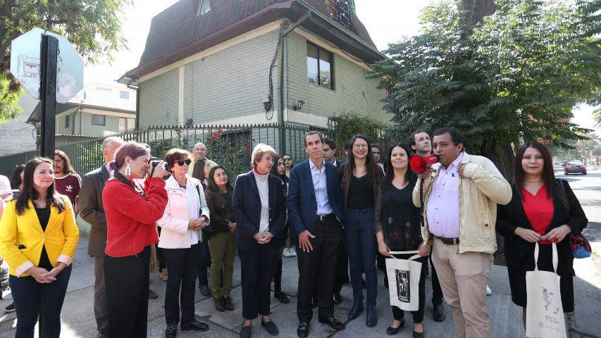 Imagen de Ministra Valdés anuncia ampliación de Zona Típica de los barrios Brasil y Yungay en Santiago Poniente