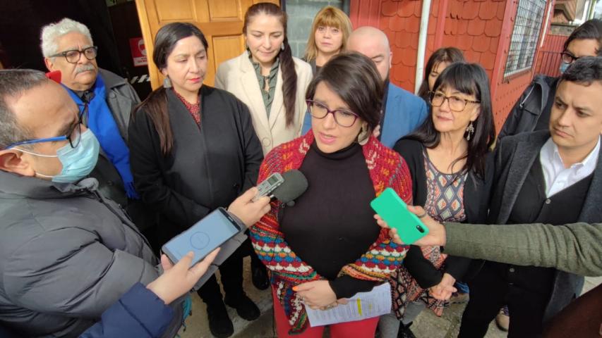 Imagen de Ministra de las Culturas anuncia “Plan Cuidemos Chiloé” con medidas de conservación y salvaguardia del patrimonio cultural local