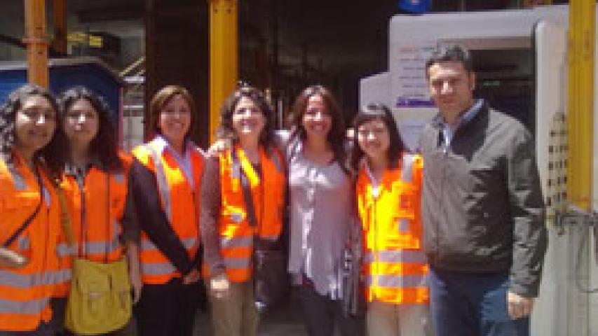 Imagen de Verifican avance en recuperación de fachada del edificio El Mercurio y nueva obra en su interior