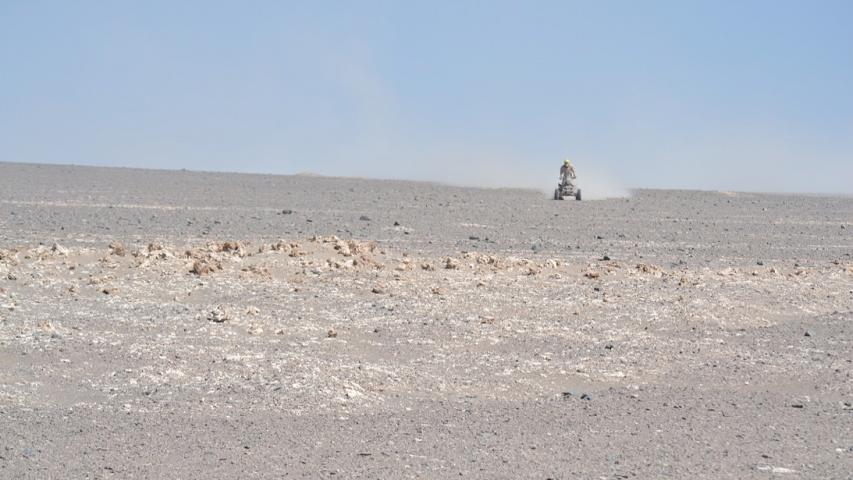 Imagen de Consejo de Monumentos Nacionales monitorea afectación a sitio arqueológico producido por competencia Dakar 2015