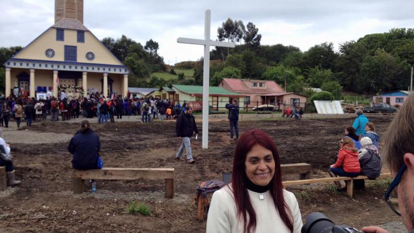 Imagen de Entregan a la comunidad restauración de la Iglesia de Chelín en Chiloé