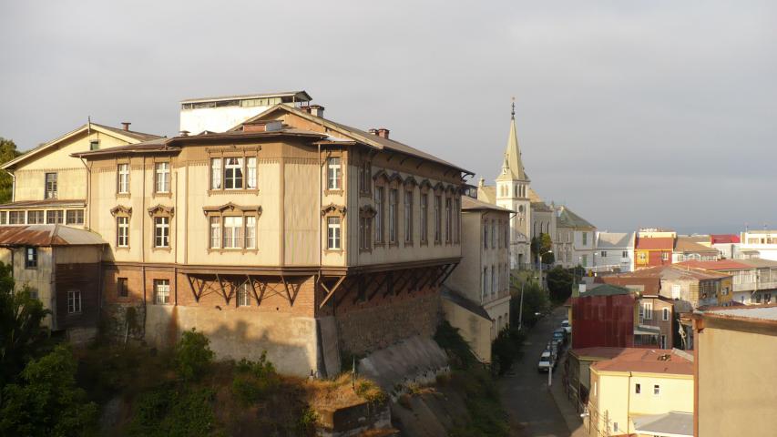 Imagen de Publicado decreto que consigna al Colegio Alemán de Valparaíso como Monumento Histórico.