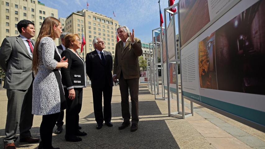 Imagen de Presidenta Bachelet inaugura exposición con 19 Sitios de Memoria como categoría de Monumentos Nacionales