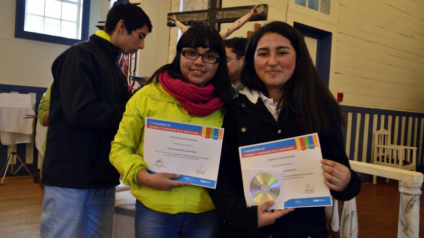 Imagen de Jóvenes participan en 1era Jornada sobre Patrimonio en Chelín