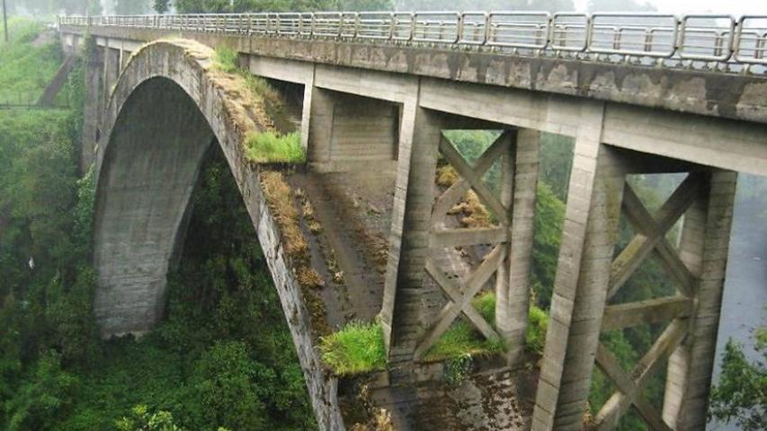 Imagen de Aprueban declaratoria de Monumento Histórico de Puentes Ferroviarios en Los Ríos