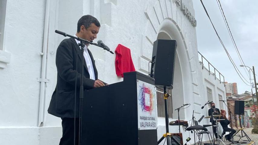 Imagen de Parque Cultural de Valparaíso cuenta con placa que lo identifica como Sitio de Memoria