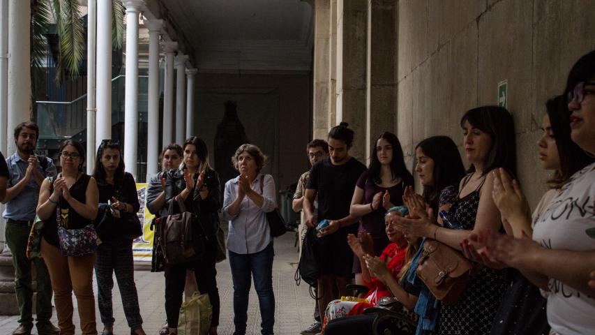 Imagen de Ruta de las memorias de las mujeres recorrió Santiago