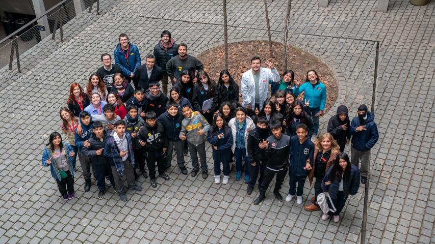 Imagen de PAR Explora: Estudiantes conocen el Patrimonio Arqueológico en el Consejo de Monumentos Nacionales