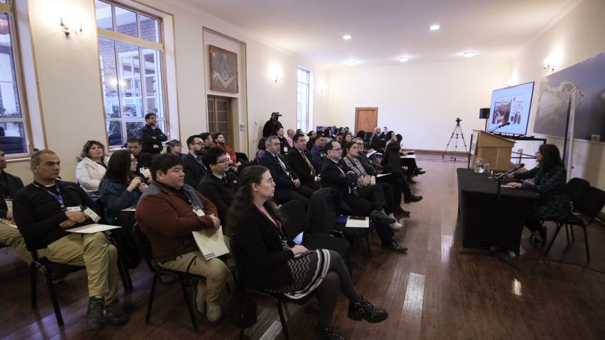 Imagen de Instituciones se reúnen en Punta Arenas para combatir el tráfico ilícito de bienes culturales