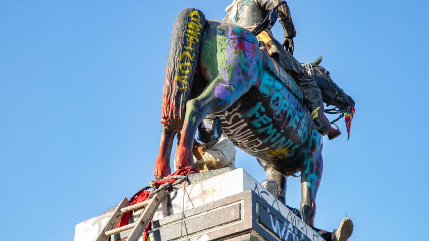 Imagen de CMN realiza obras de reforzamiento de piezas en monumento a Baquedano