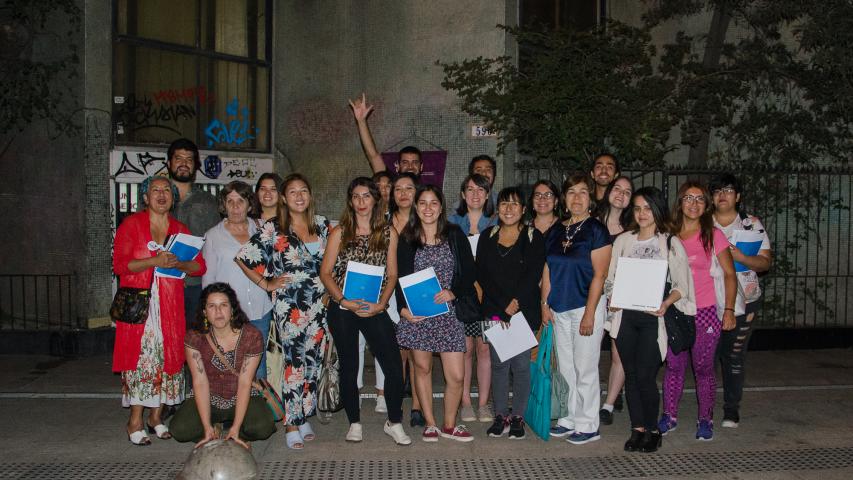 Imagen de Ruta de las memorias de las mujeres recorrió Santiago