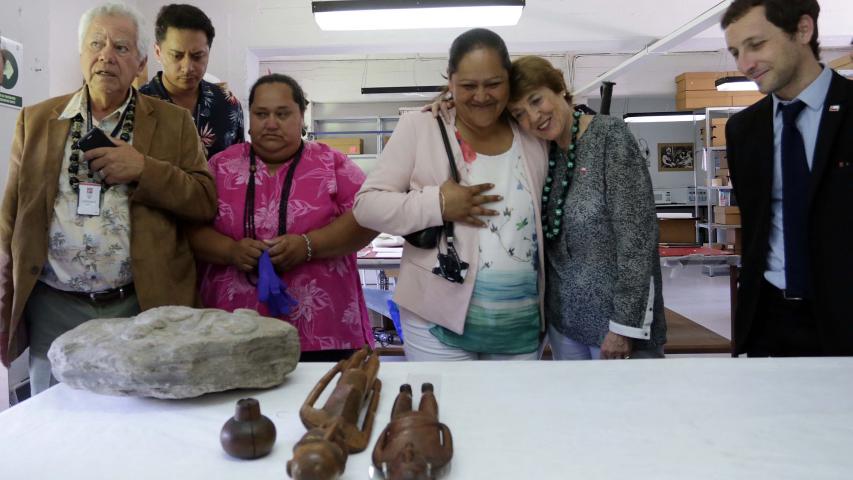 Imagen de Ministra Consuelo Valdés anuncia restitución de restos de ancestros a Rapa Nui
