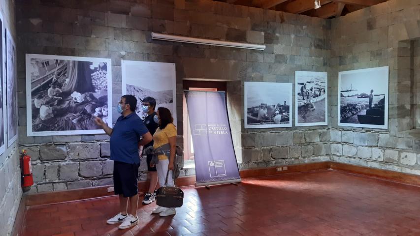 Imagen de  Obra del investigador suizo Roberto Montandon: Exposición fotográfica: El Pasado Presente