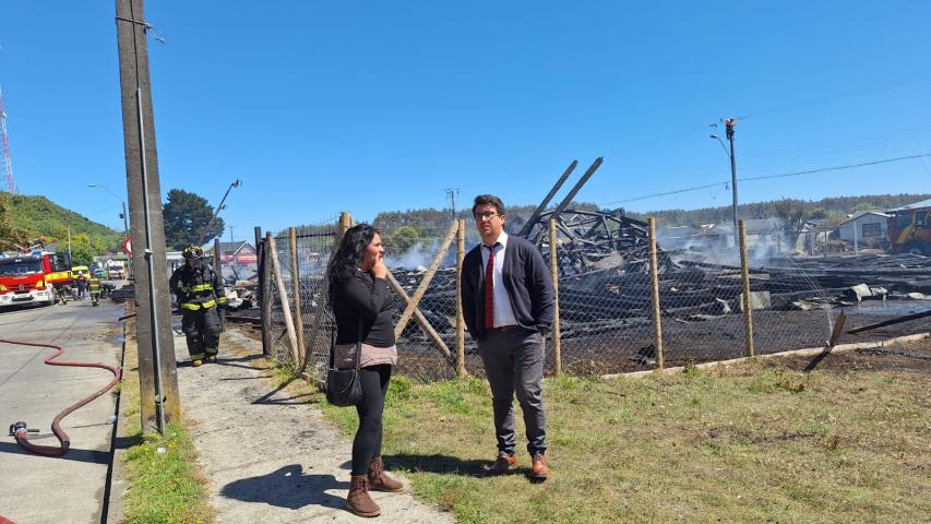 Imagen de Incendio causó pérdida total en Monumento Histórico Iglesia de la Candelaria de Carelmapu