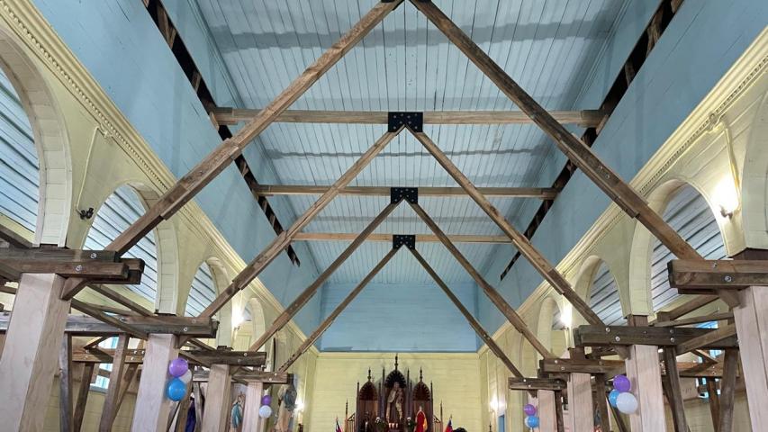 Imagen de Con éxito culminan obras de emergencia en Iglesia de Quetalco, en Chiloé