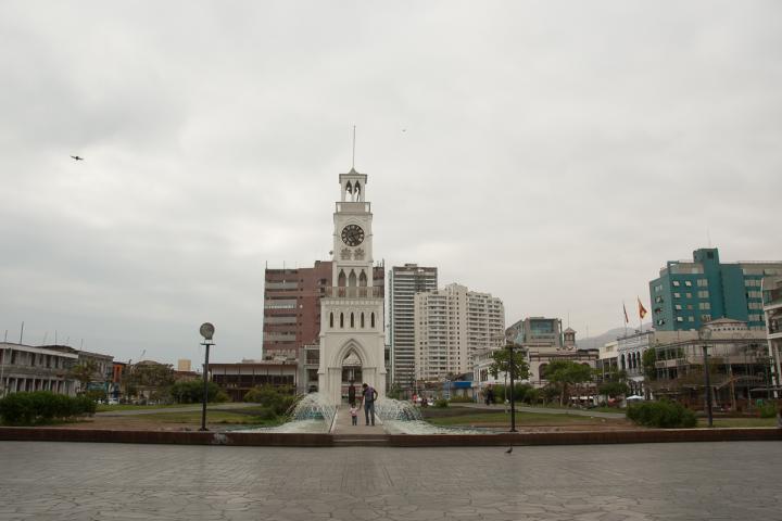 Imagen del monumento Torre-reloj de la Plaza Prat de Iquique