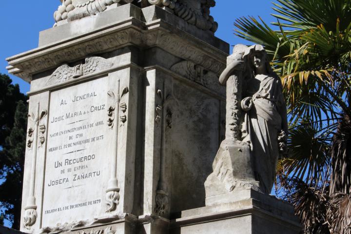 Imagen del monumento Mausoleo del General don José María de la Cruz