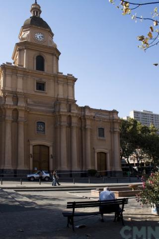 Imagen del monumento Iglesia Santa Ana, con su plazoleta