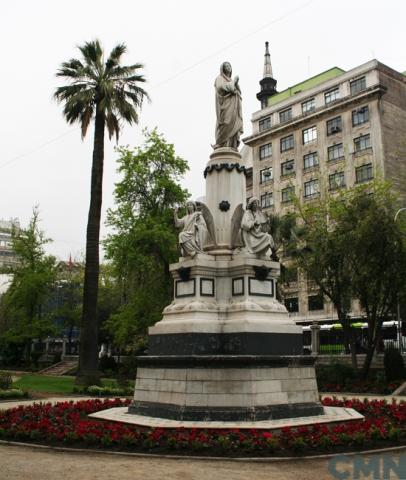 Imagen del monumento Edificio del Congreso Nacional y los jardines que le rodean