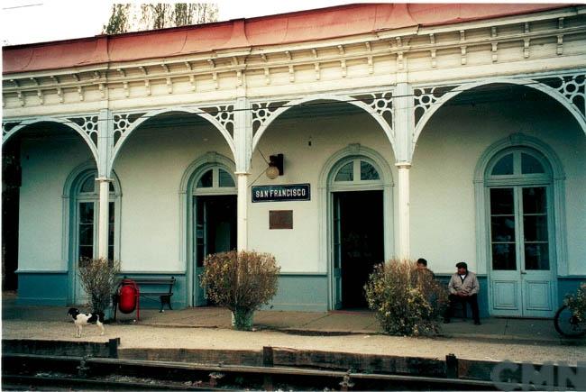 Imagen del monumento Edificio de la Estación de los ferrocarriles del Estado de la ciudad de San Francisco de Mostazal