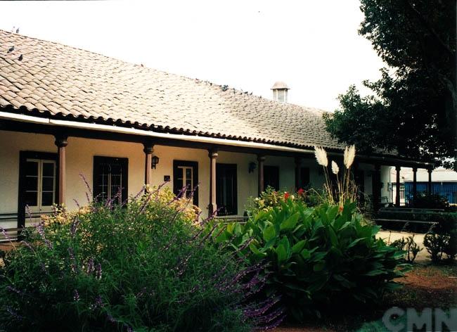 Imagen del monumento Casa ubicada en calle Millan s/n°, esquina de Avenida Cachapoal