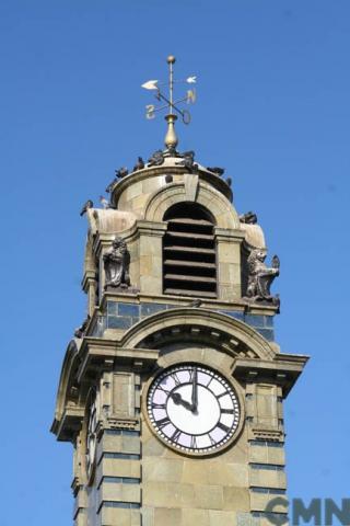 Imagen del monumento Torre-Reloj de la plaza Colón de la ciudad de Antofagasta