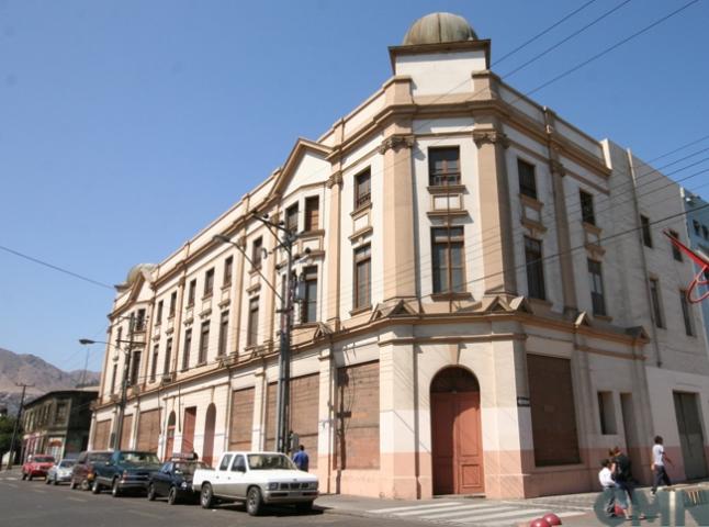 Imagen del monumento Edificio colindante al ubicado en la calle Washington 490