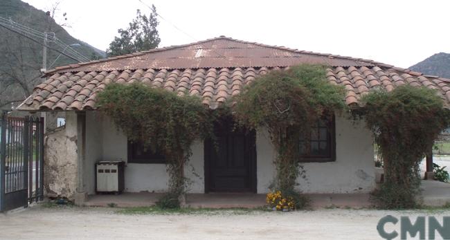 Imagen del monumento Capilla y casa del ex Fundo El Manzano.