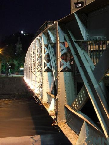 Imagen del monumento Cuatro puentes metálicos sobre el río Mapocho