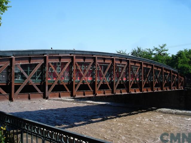 Imagen del monumento Cuatro puentes metálicos sobre el río Mapocho