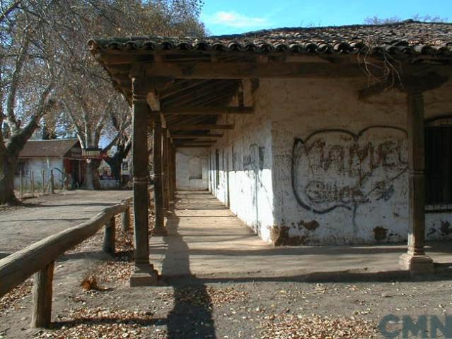 Imagen del monumento Casa esquina del ex fundo Rangue