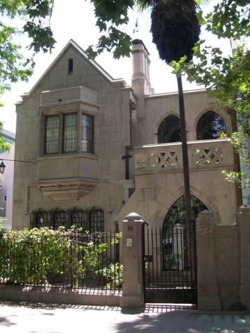 Imagen del monumento Casa ubicada en Av. Vicuña Mackenna Nº 84