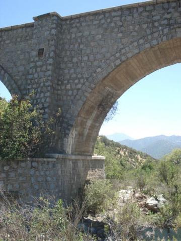 Imagen del monumento Puente de Piedra Quelón o La Recta