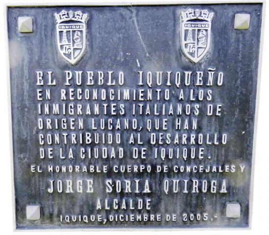 Imagen del monumento A los Inmigrantes Lucanos