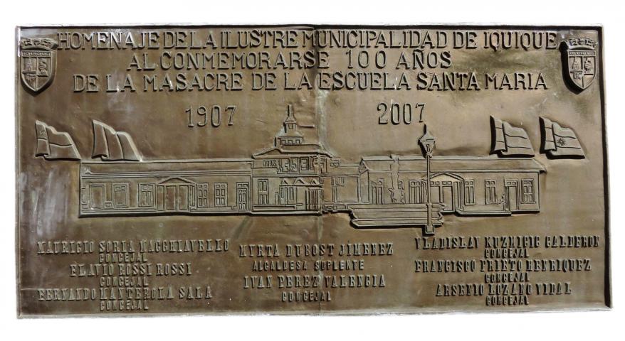 Imagen del monumento Homenaje A Los 100 Años De La Masacre De La Escuela Santa María