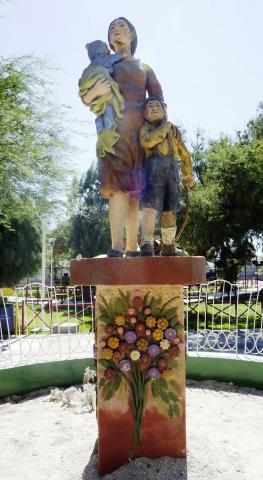 Imagen del monumento Mujer Pampina