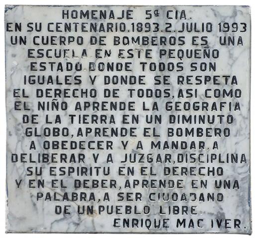 Imagen del monumento Al Bombero