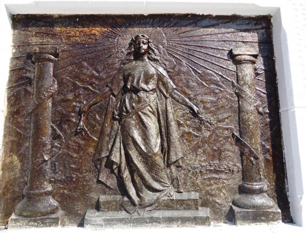 Imagen del monumento El León