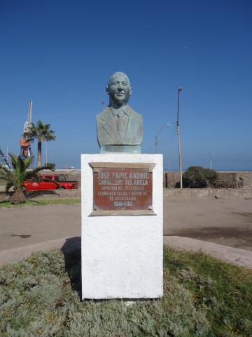 Imagen del monumento Jose Papic Radnic Caballero Del Ancla