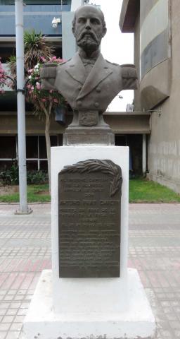 Imagen del monumento Arturo Prat